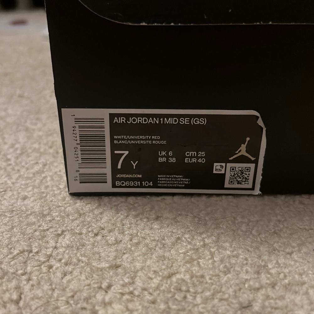 Jordan 1 Mid